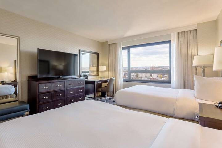 Room 62 of 100