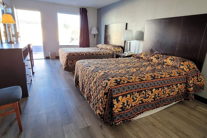 Room 40 of 51