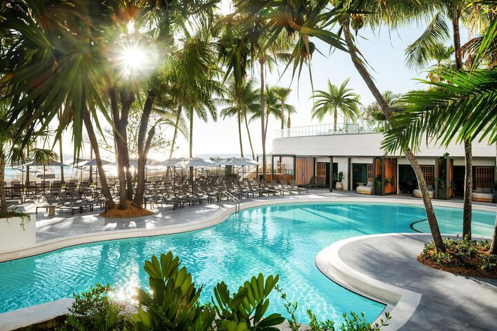 Signia by Hilton Diplomat Beach Resort