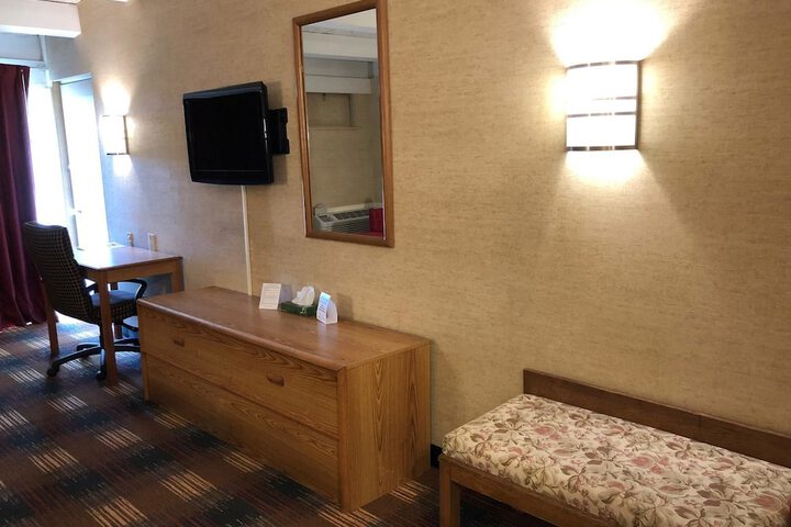 Red Carpet Inn North Syracuse