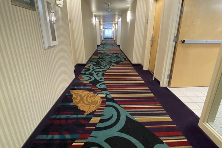 Ballroom/Hall 21 of 22