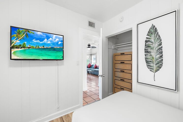 Room 27 of 86