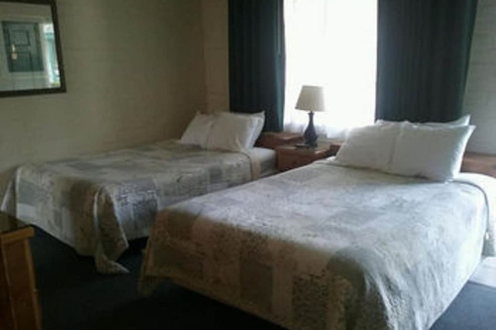 Room 18 of 19