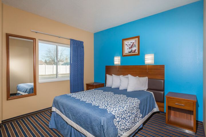 Room 17 of 20