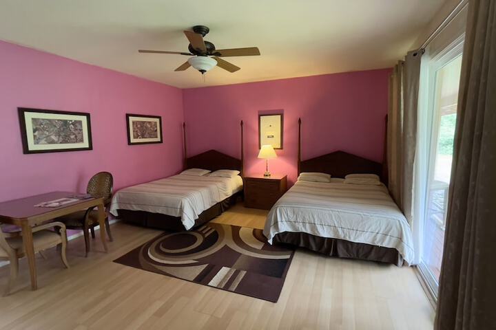 Room 42 of 74