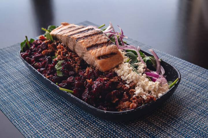 Dining 40 of 54