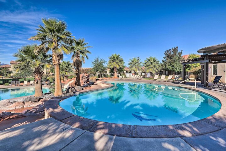 Utah Home w / Pool & Hot Tub Access Mtn Views!