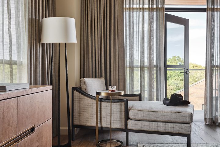 Bowie House Auberge Collection