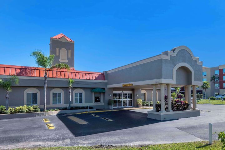 Hotel 6 of 83