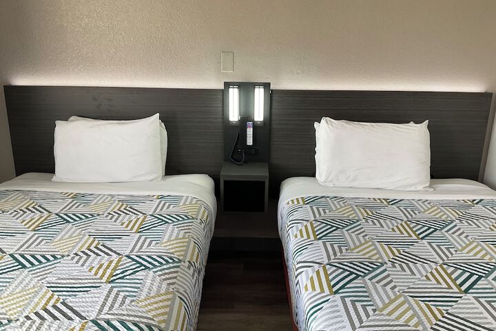 Room 7 of 26