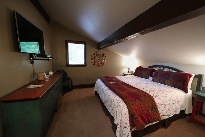 Frisco Inn on Galena Street