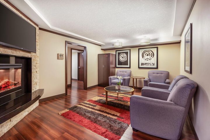 Best Western Plus Edmonton Airport