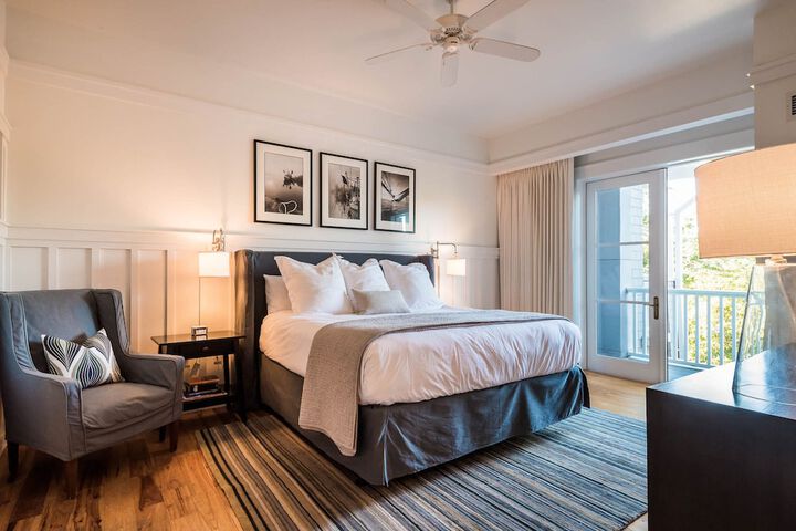Room 40 of 90