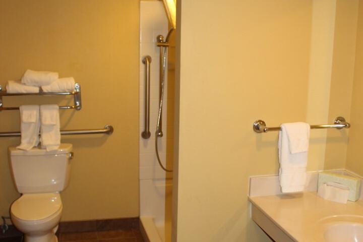 Room 36 of 41