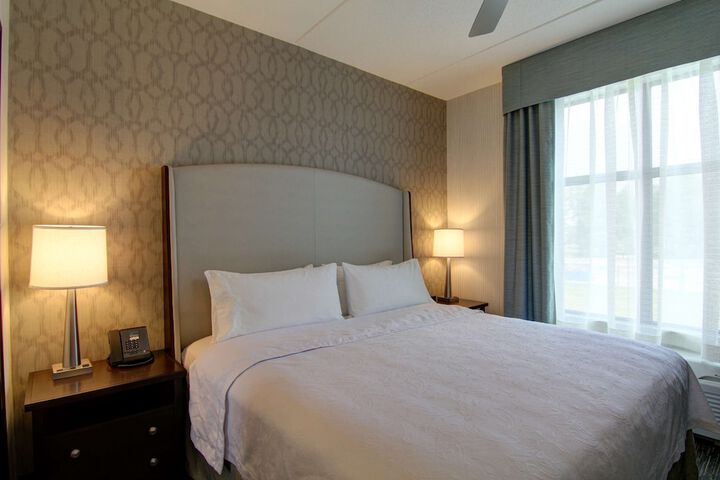 Room 37 of 54