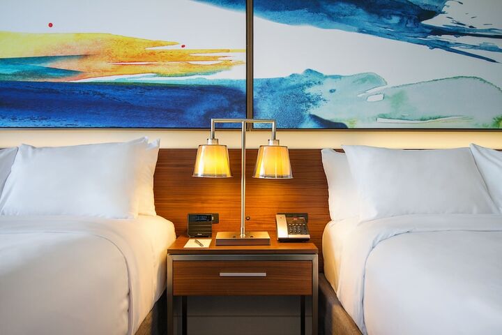 Room 92 of 215