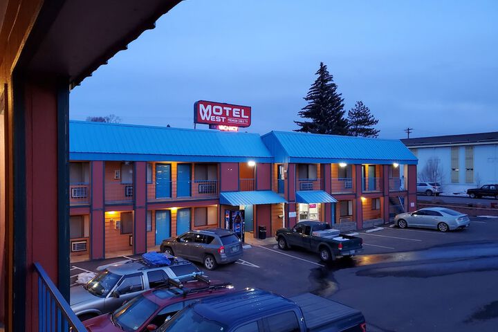 Hotel 5 of 44