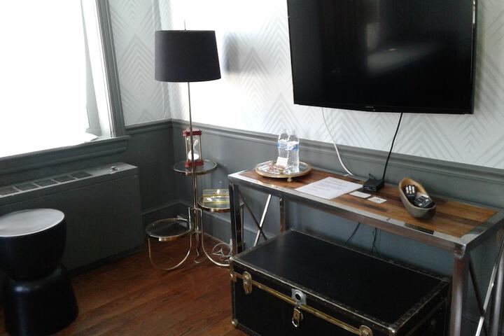 Room 31 of 42