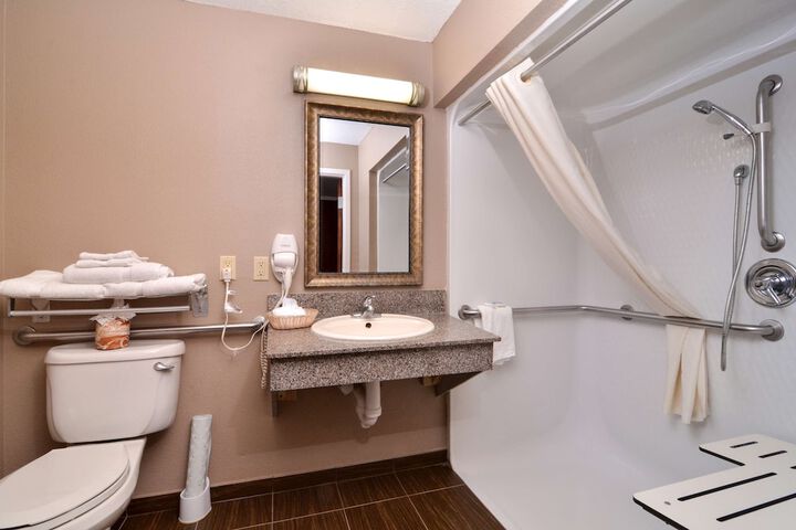 Room 14 of 29