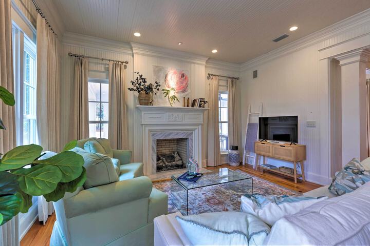 Luxe Fairhope Home w / Covered Patio: Walk to Bay