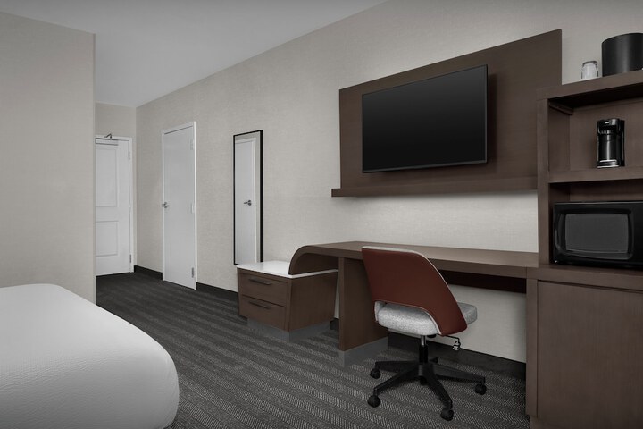 Courtyard by Marriott Richmond Downtown