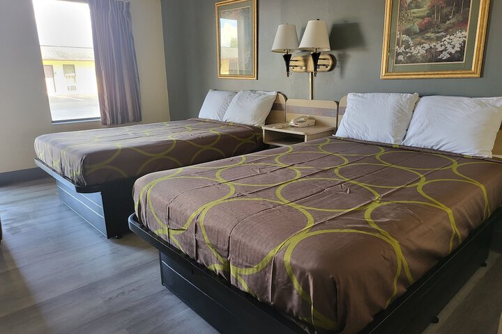 Room 17 of 46