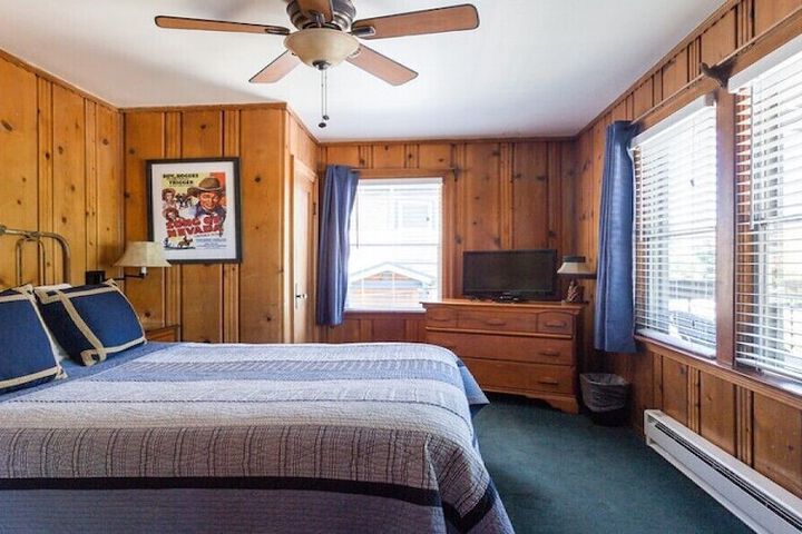 Room 15 of 36