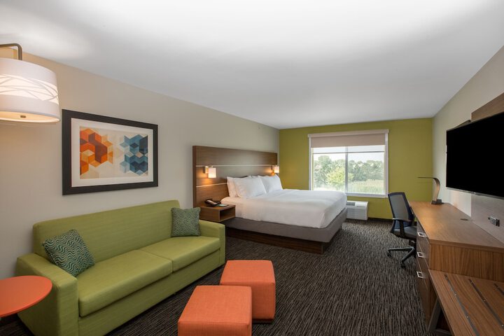 Room 20 of 33