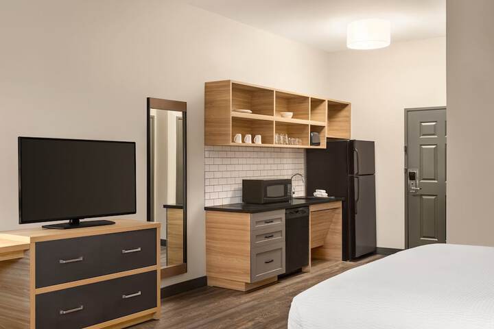 Room 26 of 48