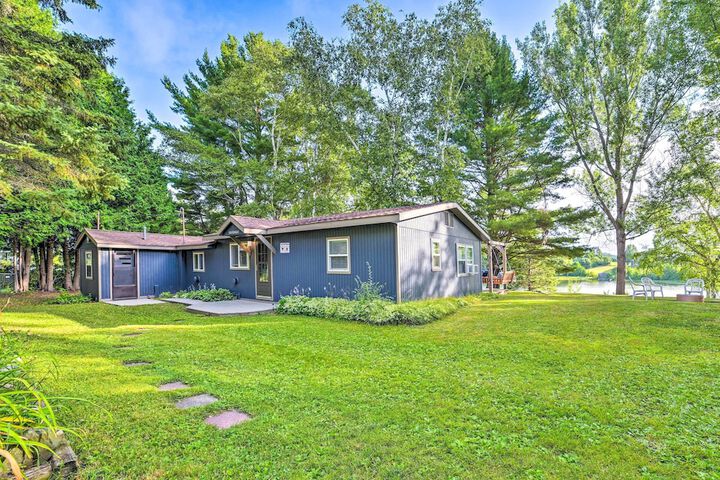 Riverfront Home w / Dock 6 Mi to Cheboygan!