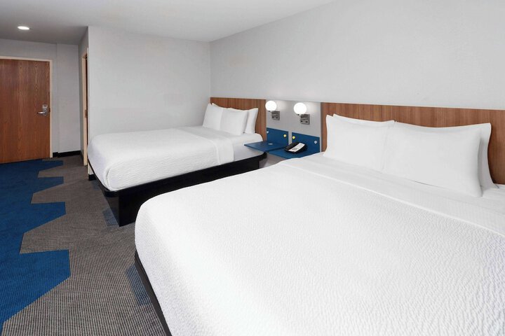 Microtel Inn by Wyndham Janesville