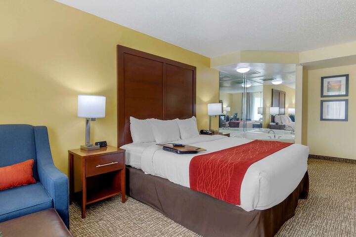 Comfort Inn & Suites Hillsville I-77