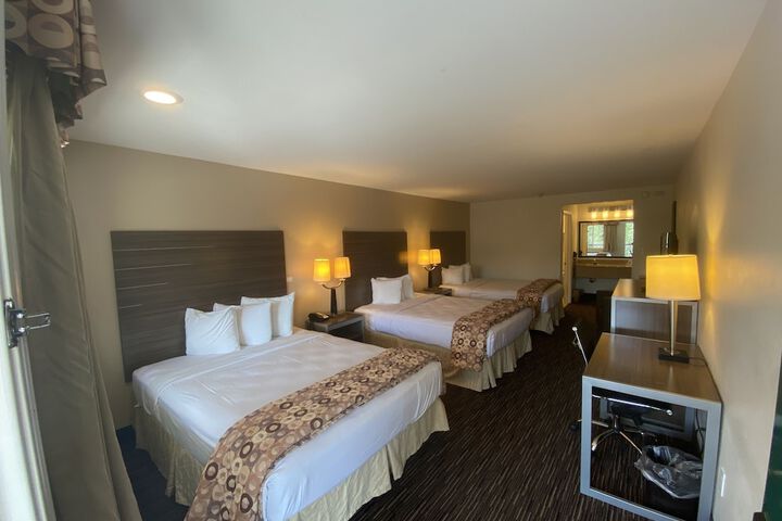 Room 22 of 26