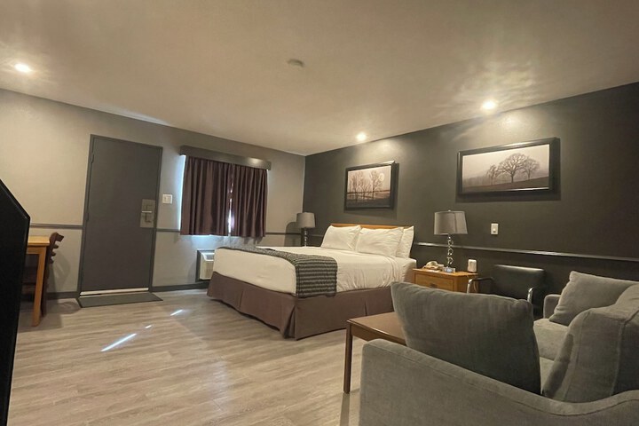 Travelodge by Wyndham Brandon