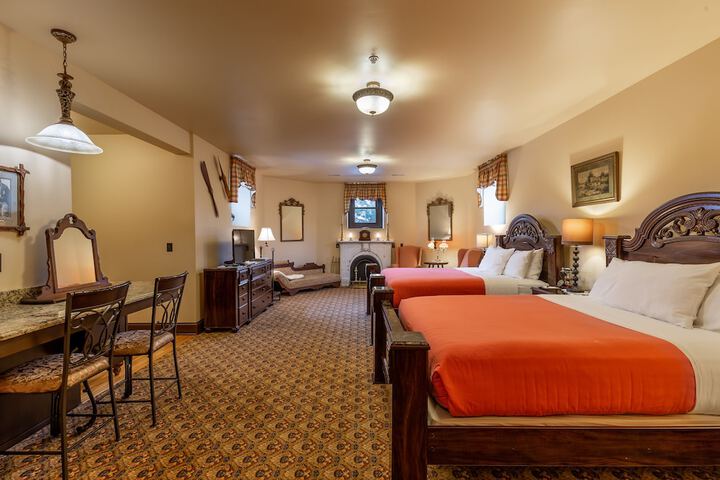 Room 26 of 148