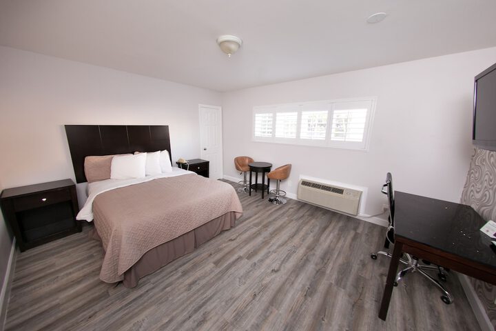 Room 8 of 39
