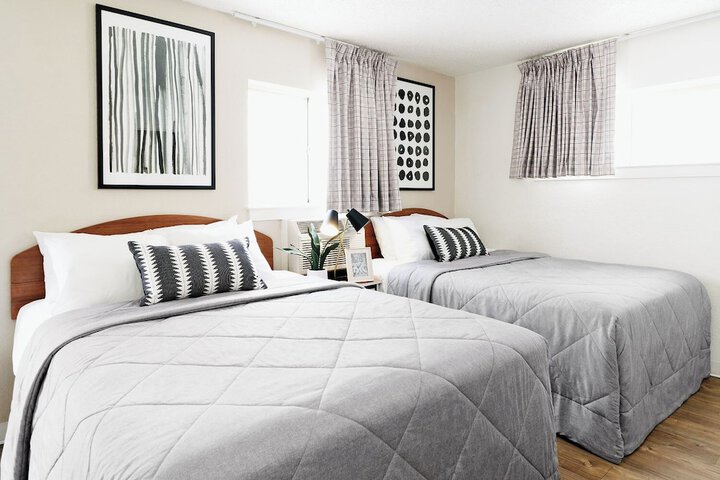 Intown Suites Extended Stay Minneapolis Mn - Burnsville