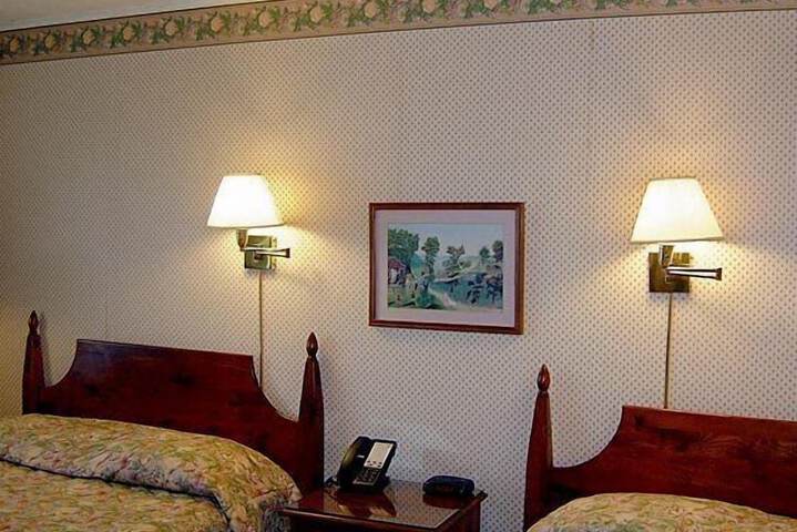 West Road Motel