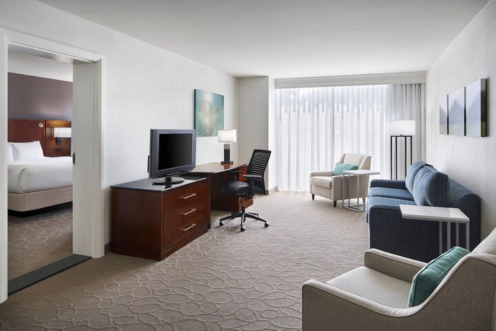Room 16 of 43