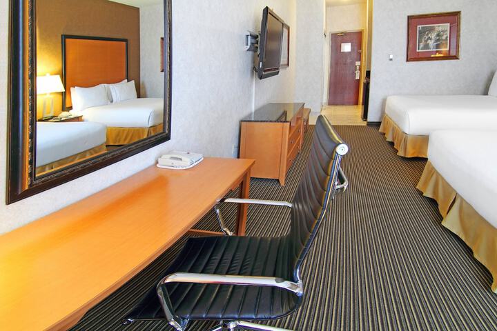 Room 44 of 58