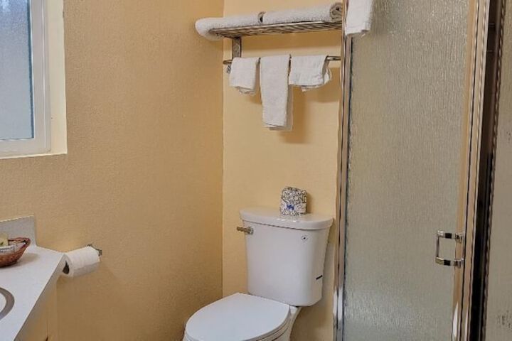 Room 42 of 71
