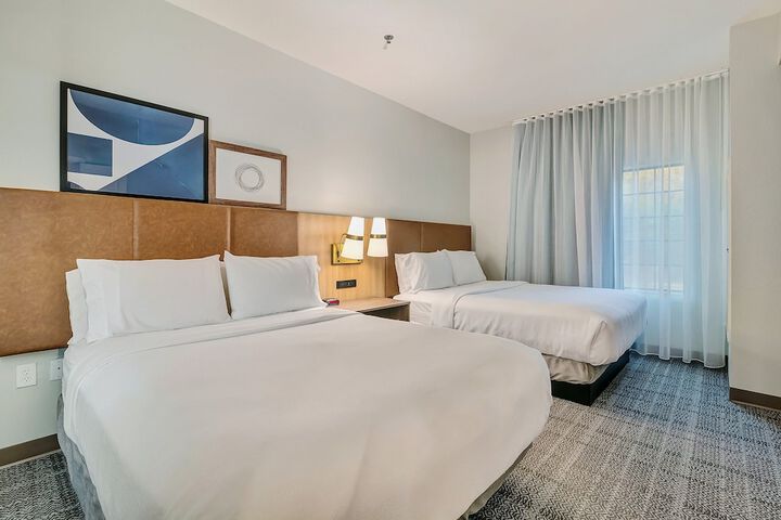 Staybridge Suites University Area by IHG