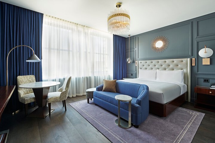 Room 21 of 60