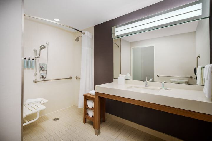 Courtyard by Marriott Phoenix Mesa Gateway Airport