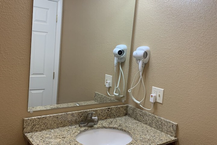 Room 91 of 113