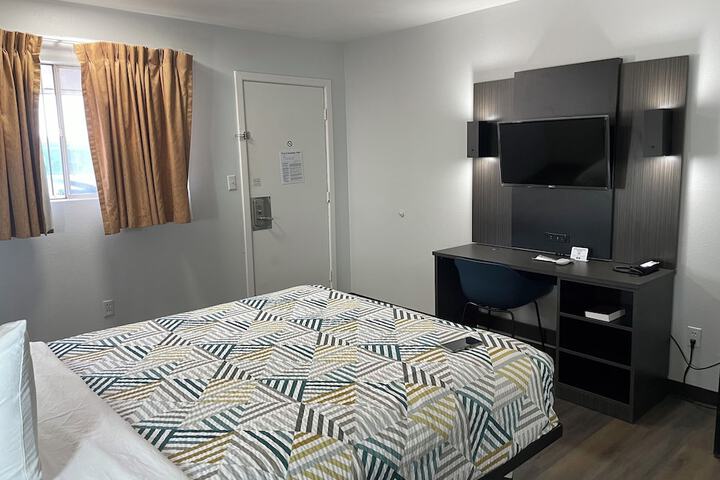 Room 19 of 26