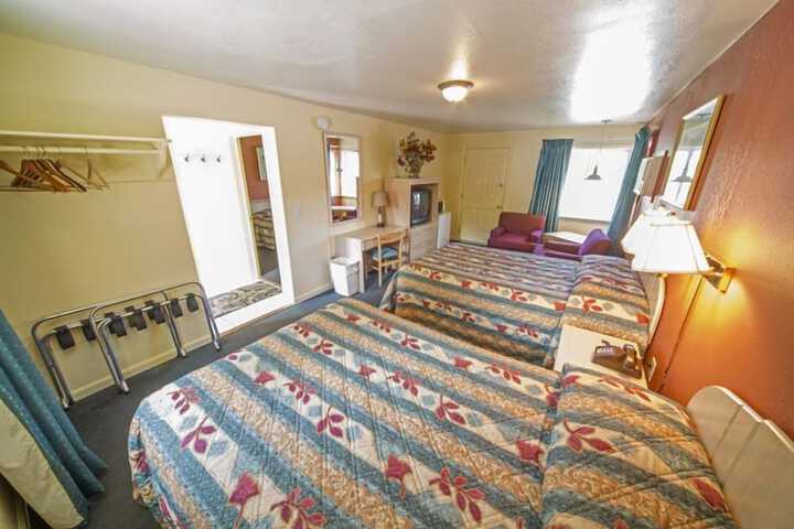 Room 41 of 48