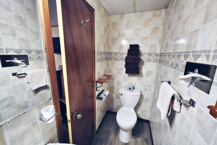 Room 35 of 54