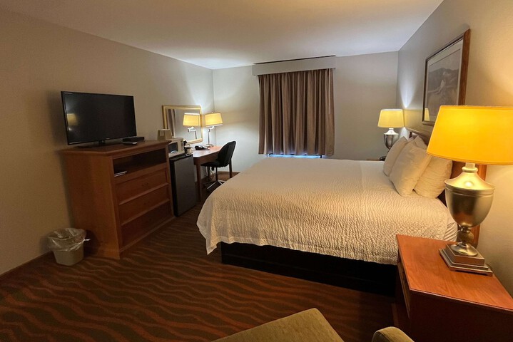 Room 30 of 42