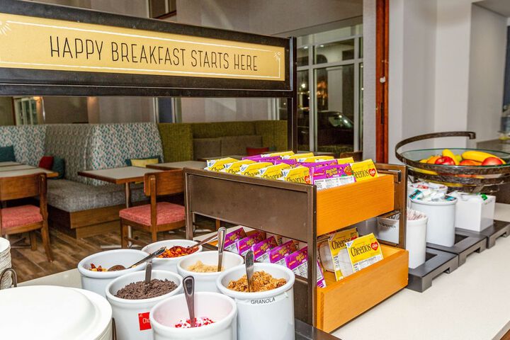 Breakfast/Coffee Service 33 of 41
